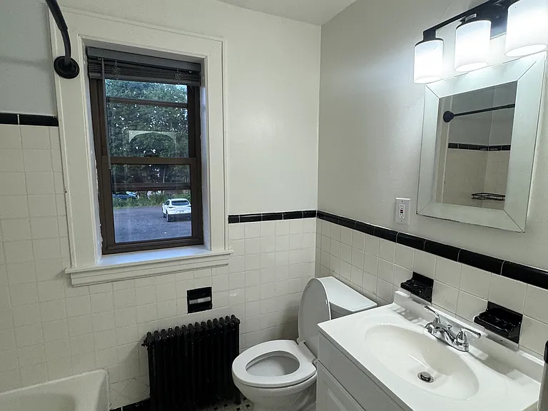 35 Rapallo Ave #3E — Photo 35