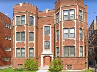6747 S Paxton Ave #3, Chicago, IL 60649