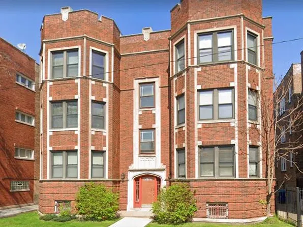 6747 S Paxton Ave #3, Chicago, IL 60649