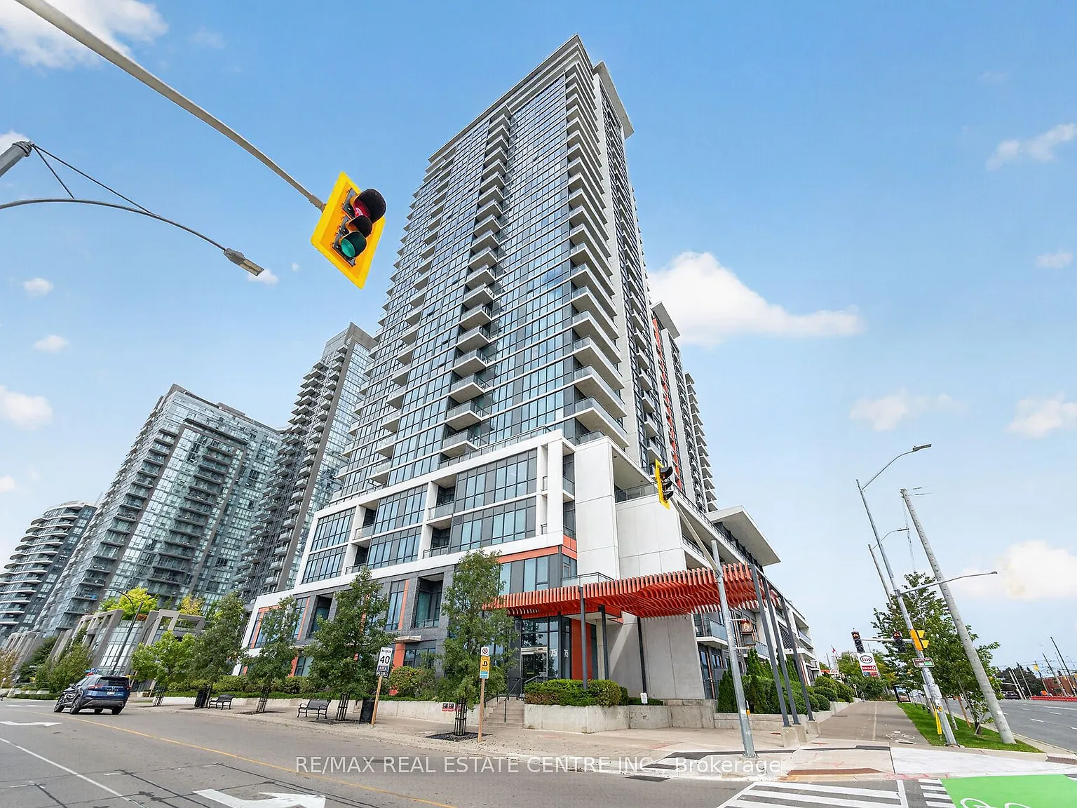 2 bed, $2,350 — Photo 2