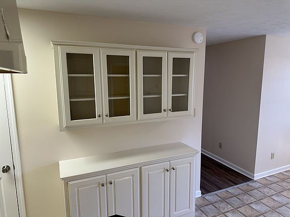 4th image of 168 Foxworth Dr