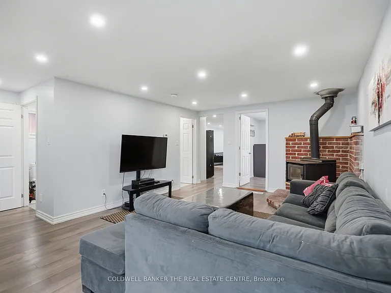 749 Innisfil Beach Rd — Photo 11