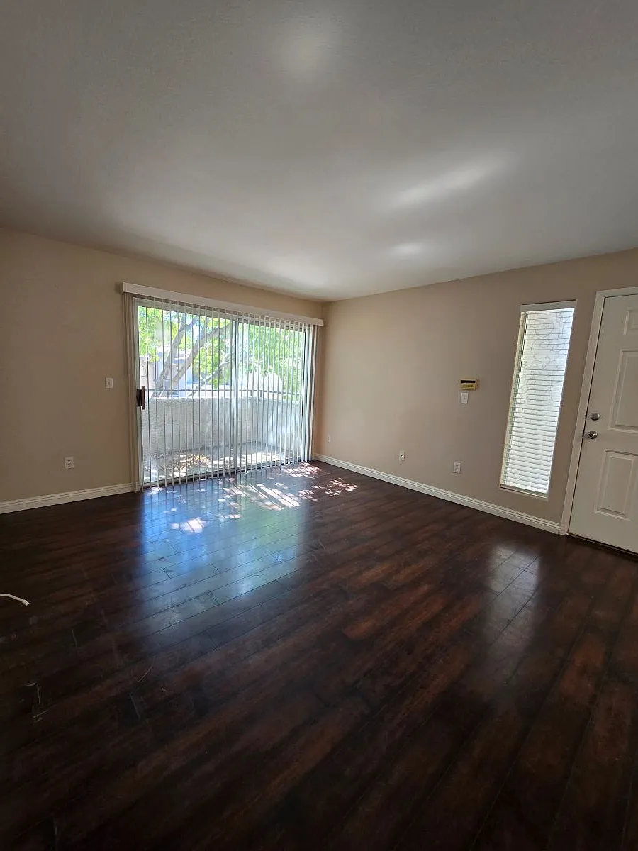 Building Photo - 3067 Key Largo Dr #204