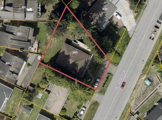 2411 Cape Horn Ave, Coquitlam, BC V3K1J9