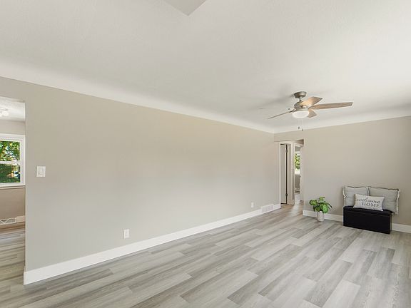 3rd image of 1410 E Sheridan Ave