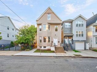 225 S 10Th St, Newark City, NJ 07107