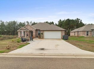 640 Statesman Dr, Byram, MS 39272