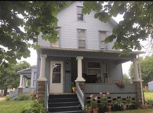 1104 Chestnut St, Port Huron, MI 48060