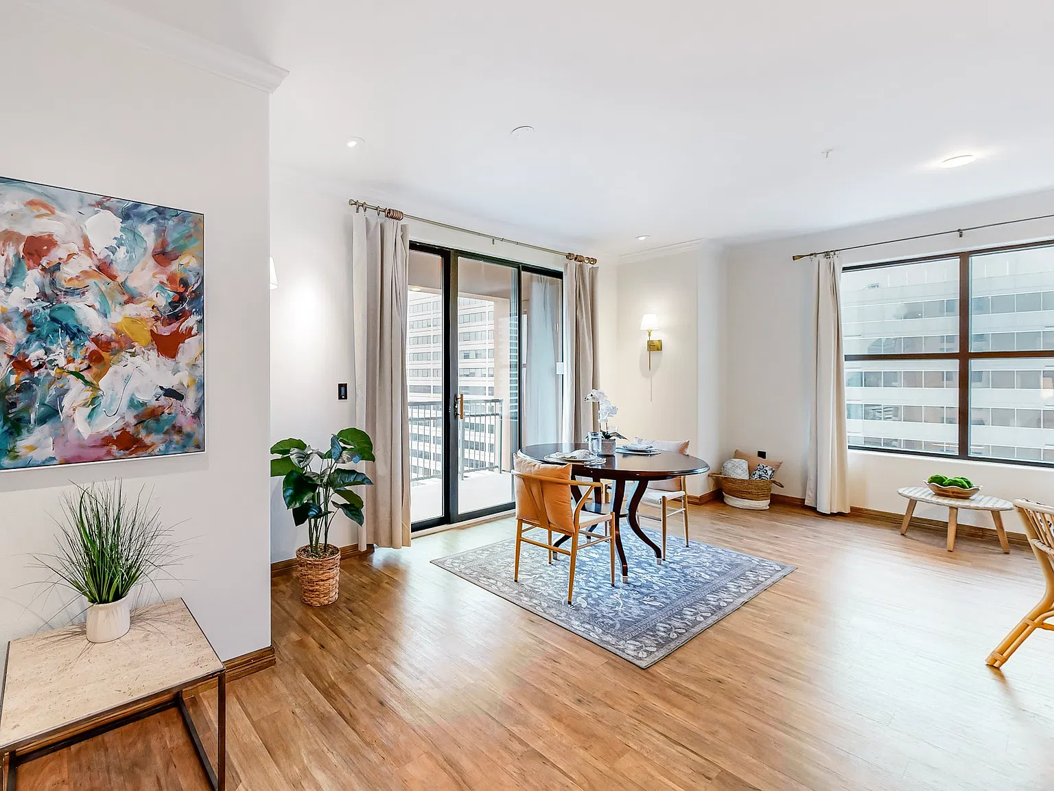 1 bed, 984 sqft, $2,500 — Photo 4