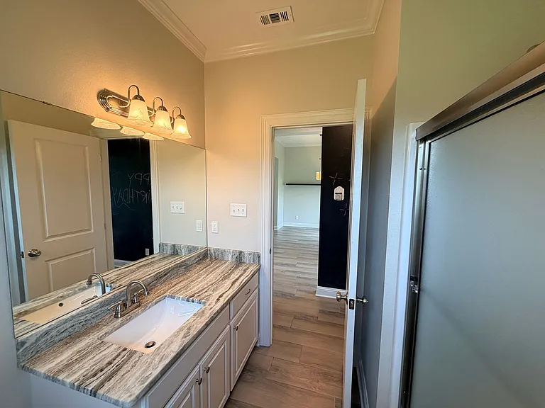 3520 Windwood Cir — Photo 22