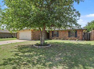 2513 Fairfield Dr, Edmond, OK 73012