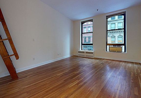 2nd image of 1 Astor Pl #2S