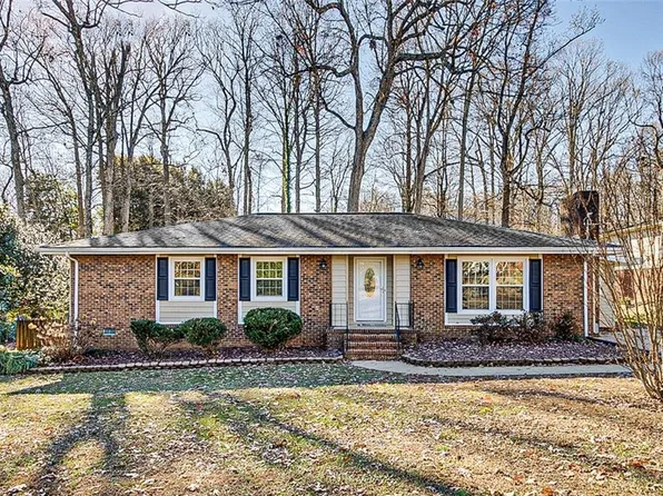 1032 Greystone Rd, Asheboro, NC 27203