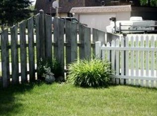 4107 S Rivershore Dr, Moorhead, MN 56560