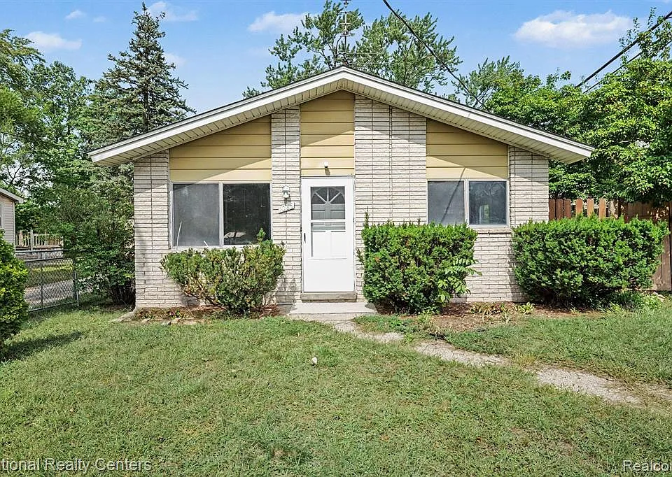 1069 Urbancrest Dr