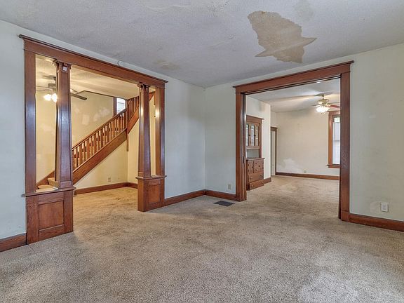 5th image of 423 S Grand Ave