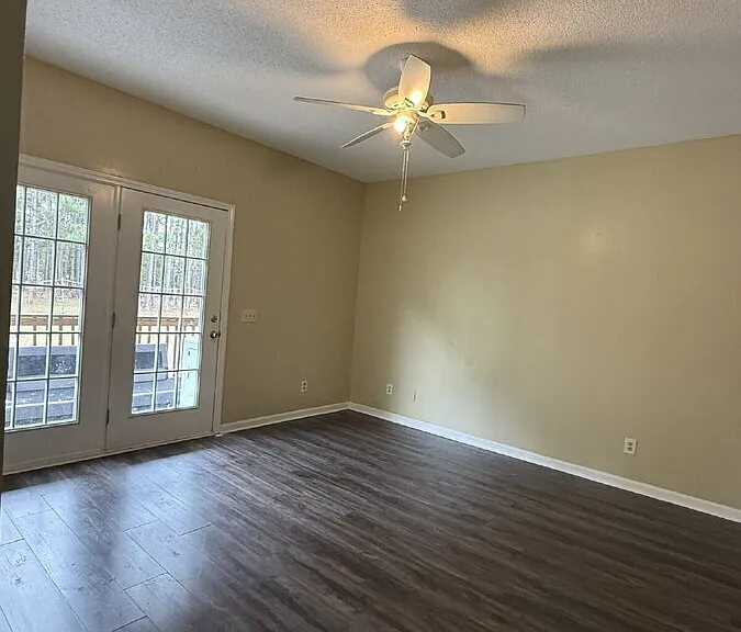 1050 Harry Hagan Rd #2B — Photo 6