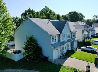 28 Elm St, East Brunswick, NJ 08816