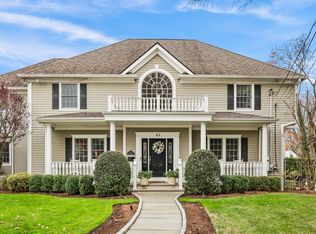 43 Pasadena Rd, Bronxville, NY 10708