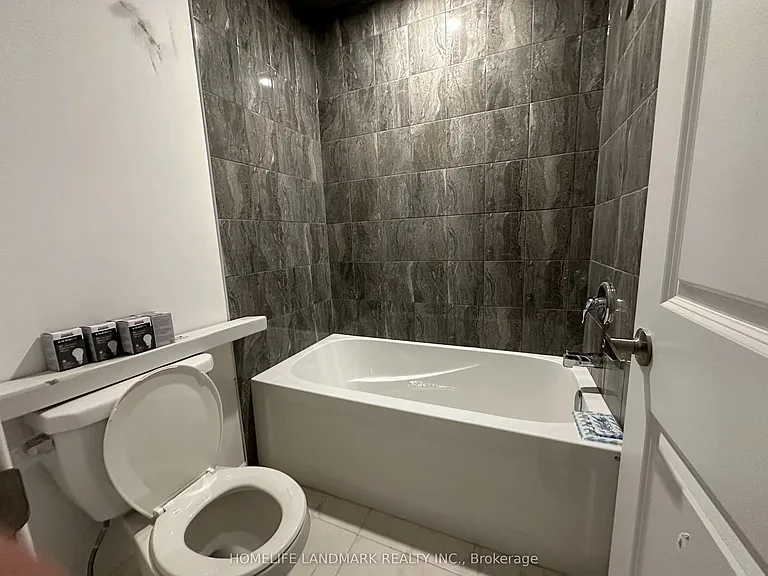 41 Sapphire Way — Photo 24