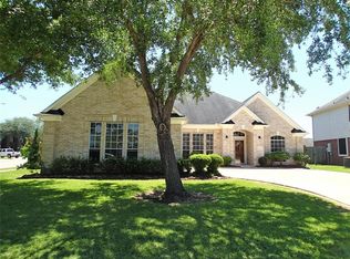 10326 Redwood Dr, Baytown, TX 77523