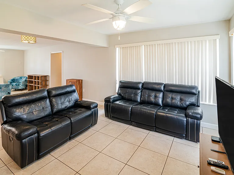 8570 NW 15th Ct — Photo 15