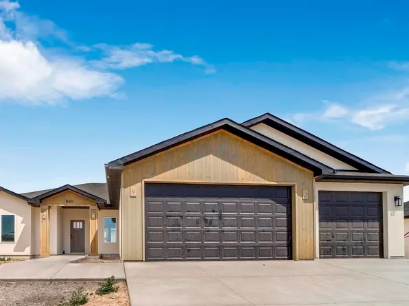 860 Cottonridge St, Kimberly, ID 83341