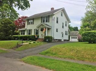 8 Madison Cir, Greenfield, MA 01301