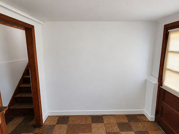 2nd image of 1814 W Elizabeth Ave
