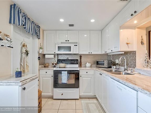 4th image of 3200 N Palm Aire Dr APT 902
