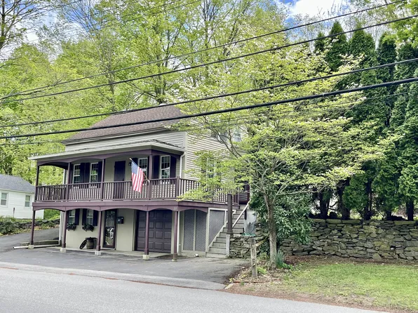 30 Pleasant View Street, Griswold, CT 06351