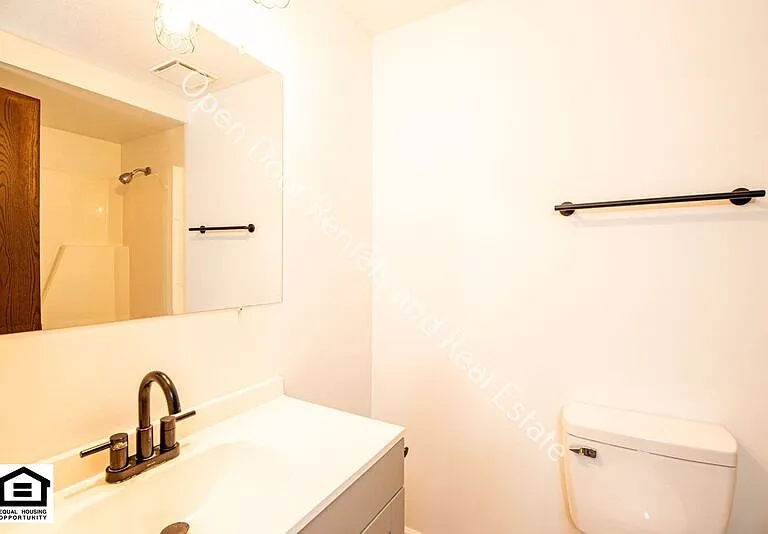 5214 Vermont Ln — Photo 16