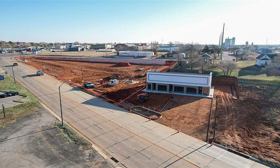 2nd image of 120 SW Main St Lot 1-5-24