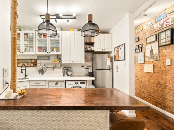 501 West 122nd Street 2 image 3 of 15