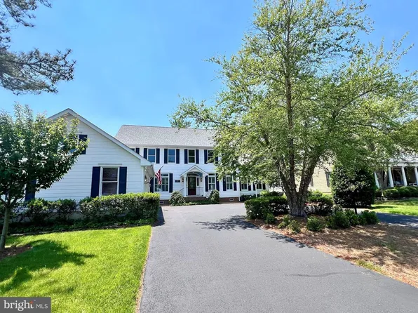 130 E Side Dr, Rehoboth Beach, DE 19971