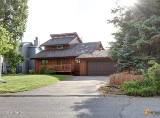 13900 Jarvi Dr, Anchorage, AK 99515