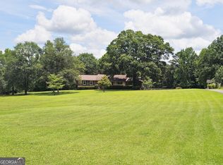 811 Victory Rd, Franklin, GA 30217