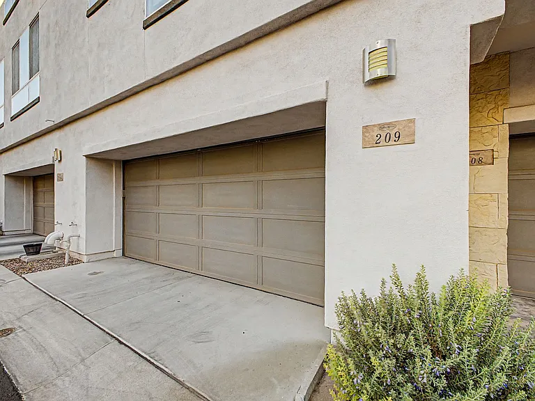1250 N Abbey Ln #209 — Photo 3