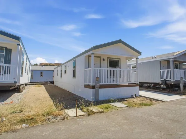 23830 Newhall Ave #69, Newhall, CA 91321