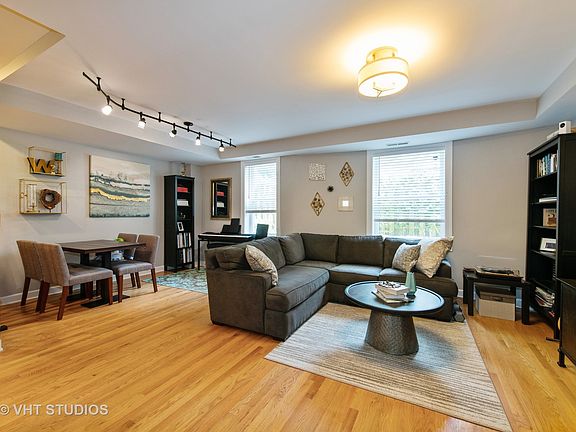 5th image of 1326 W Hood Ave APT 1C