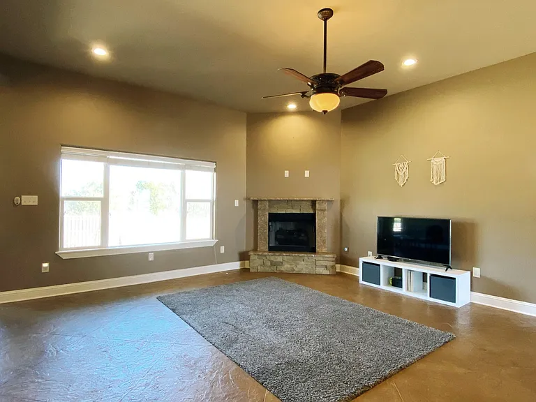 677 White Bear Trl — Photo 6