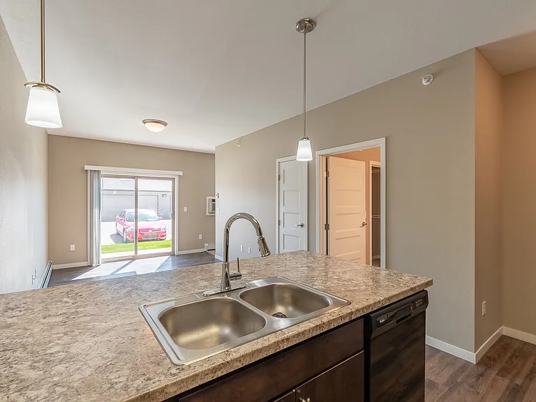 Latitude Apartments — Photo 12
