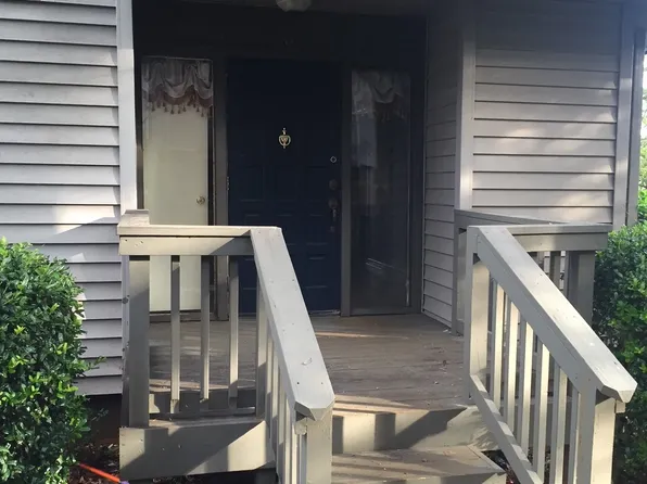 301 Harbor Heights Dr #B, Lexington, SC 29072