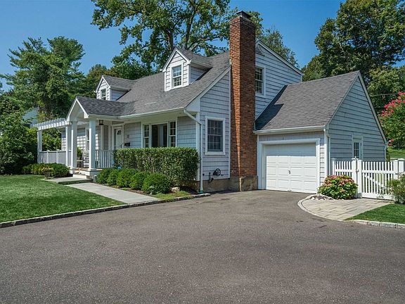 4th image of 12 Wood Ln