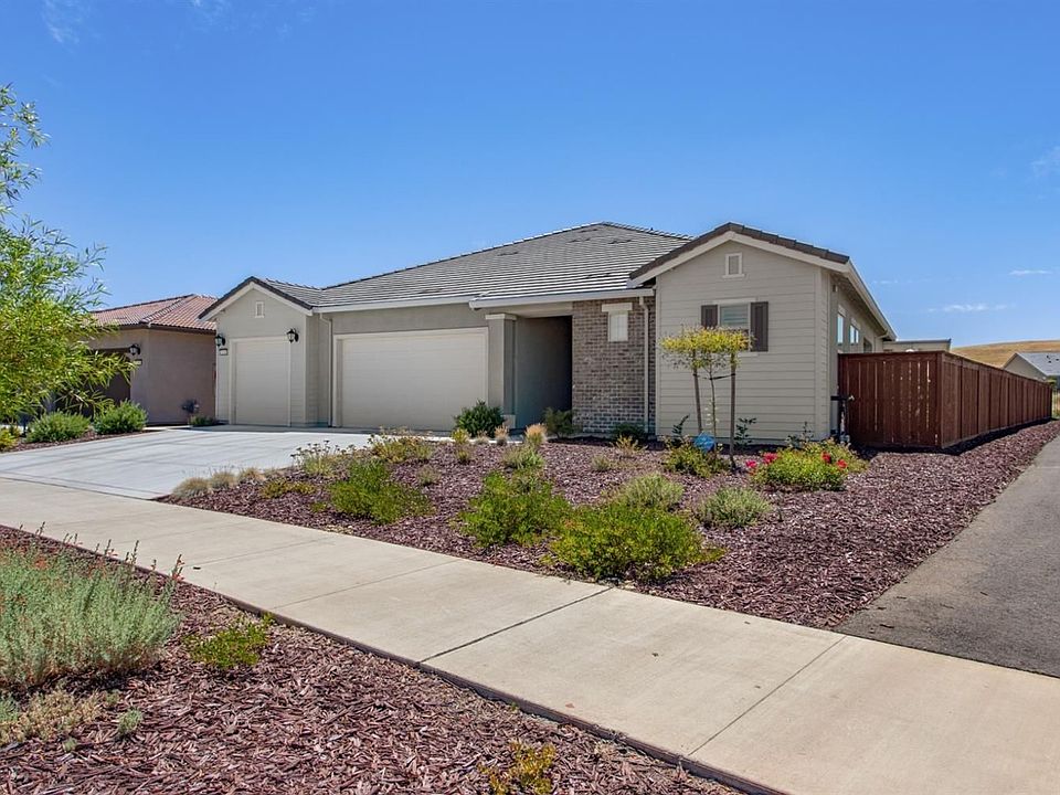 1st image of 7030 De La Vina Dr