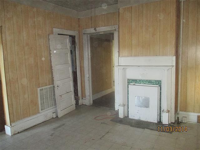 2nd image of 219 Graham Rd