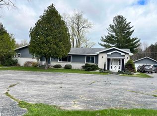 5667 S Huron Rd, Standish, MI 48650