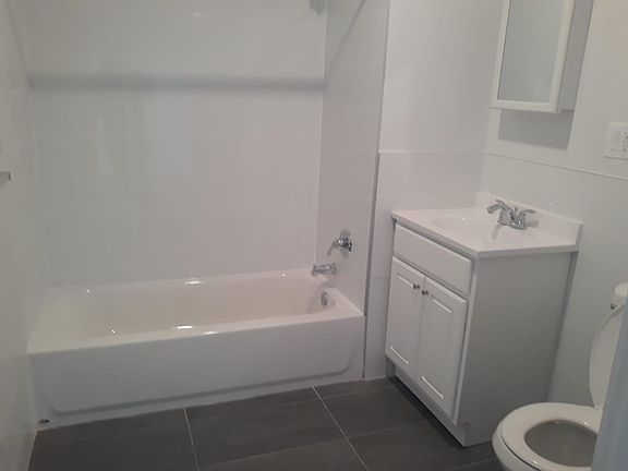 5th image of 3365 Cruger Ave APT 6D