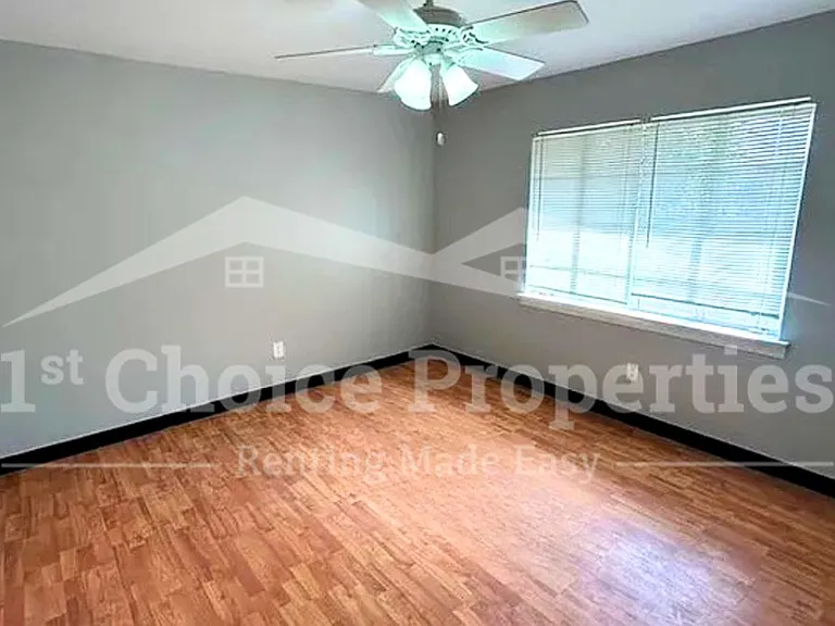 1340 Vinesville Rd — Photo 5