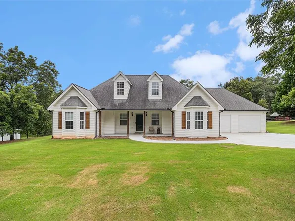 1626 Social Circle Fairplay Rd, Social Circle, GA 30025